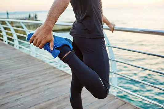 🏃♂️ Améliorez vos performances et prévenez les blessures avec notre guide d'étirements pour coureurs. Découvrez les techniques essentielles avant et après la course !
