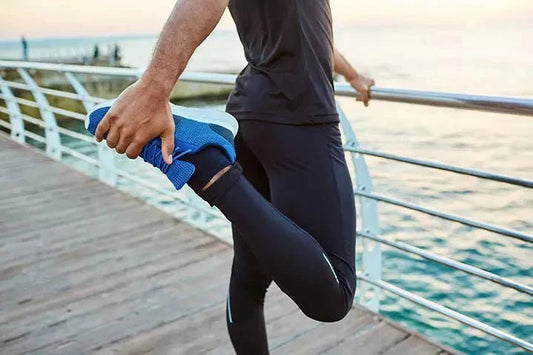 🏃‍♂️ Améliorez vos performances et prévenez les blessures avec notre guide d'étirements pour coureurs. Découvrez les techniques essentielles avant et après la course !