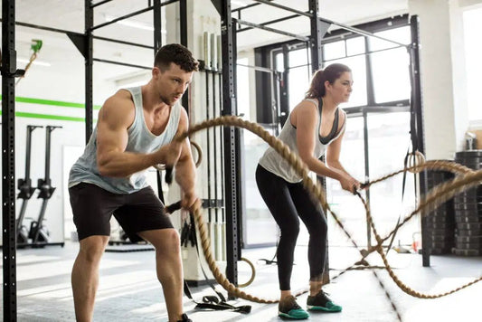 Exercice de musculation à la corde - Rigueur-Discipline